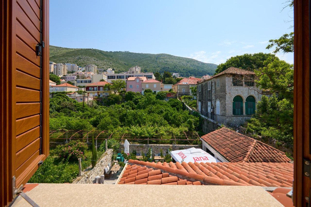 Boutique Garden Rooms Дубровник Екстериор снимка