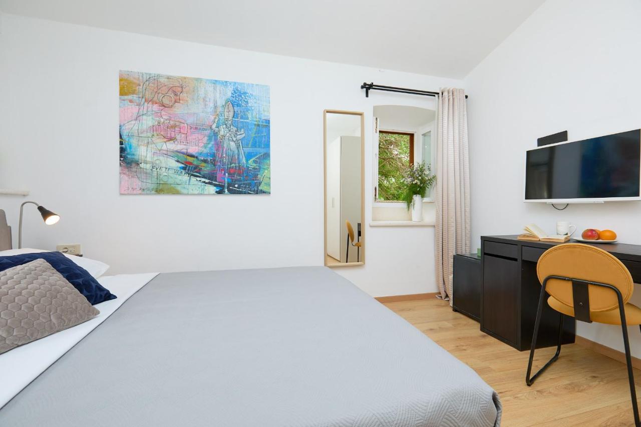 Boutique Garden Rooms Дубровник Екстериор снимка